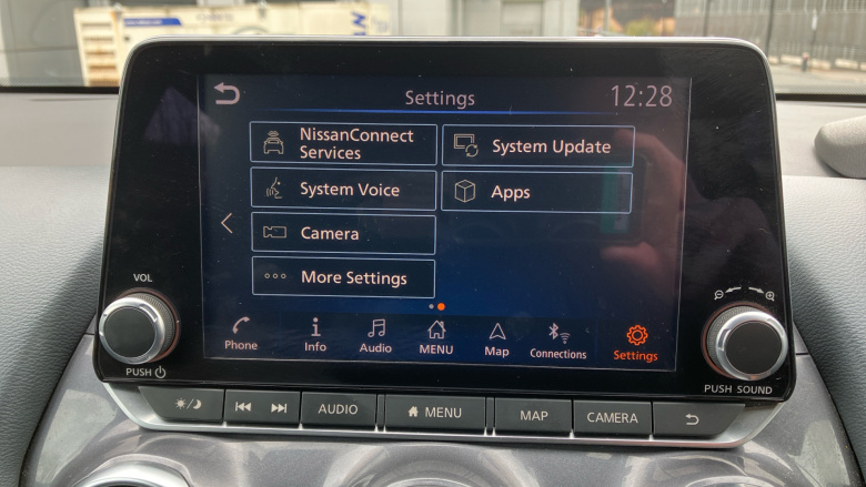 Nissan Juke 1.0 DiG-T 114 N-Connecta 5dr Petrol Hatchback